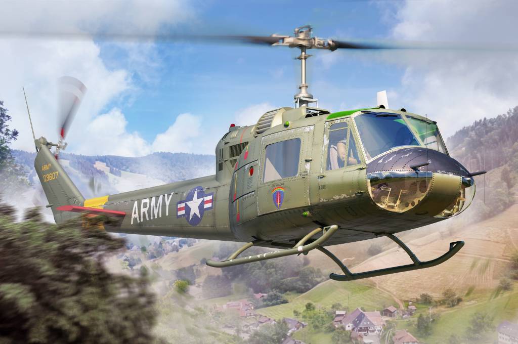 UH-1B Huey – Image 19
