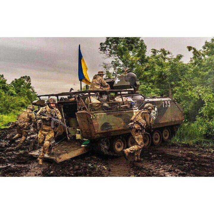 YPR-765 PRI.50 APC w/ .50-caliber M2 HB machine gun – Image 5