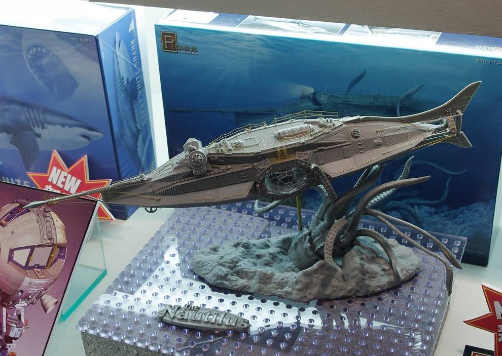 The Nautilus Submarine – Image 16