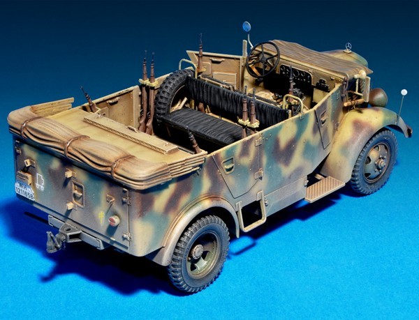 Kfz.70 MB 1500A German 4x4 Car w/Crew – Image 4