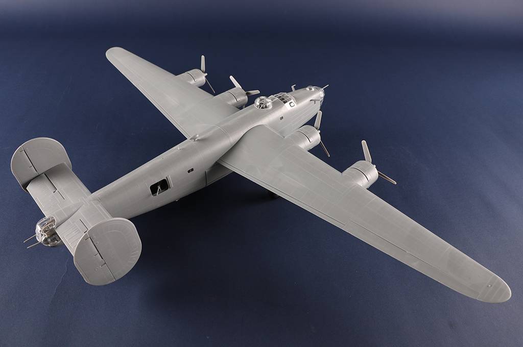 US B-24D Liberator – Image 23