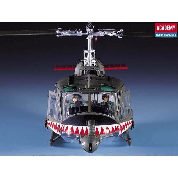 UH-1C Huey "Frog" – Image 3