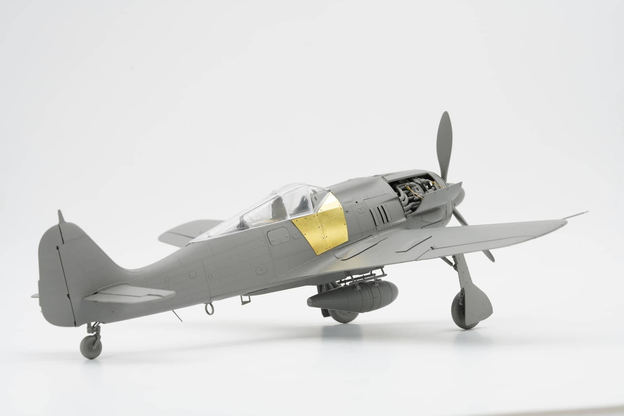 Focke-Wulf FW-190A-8 4 in 1 (R2 R6 R7 R8) – Image 2