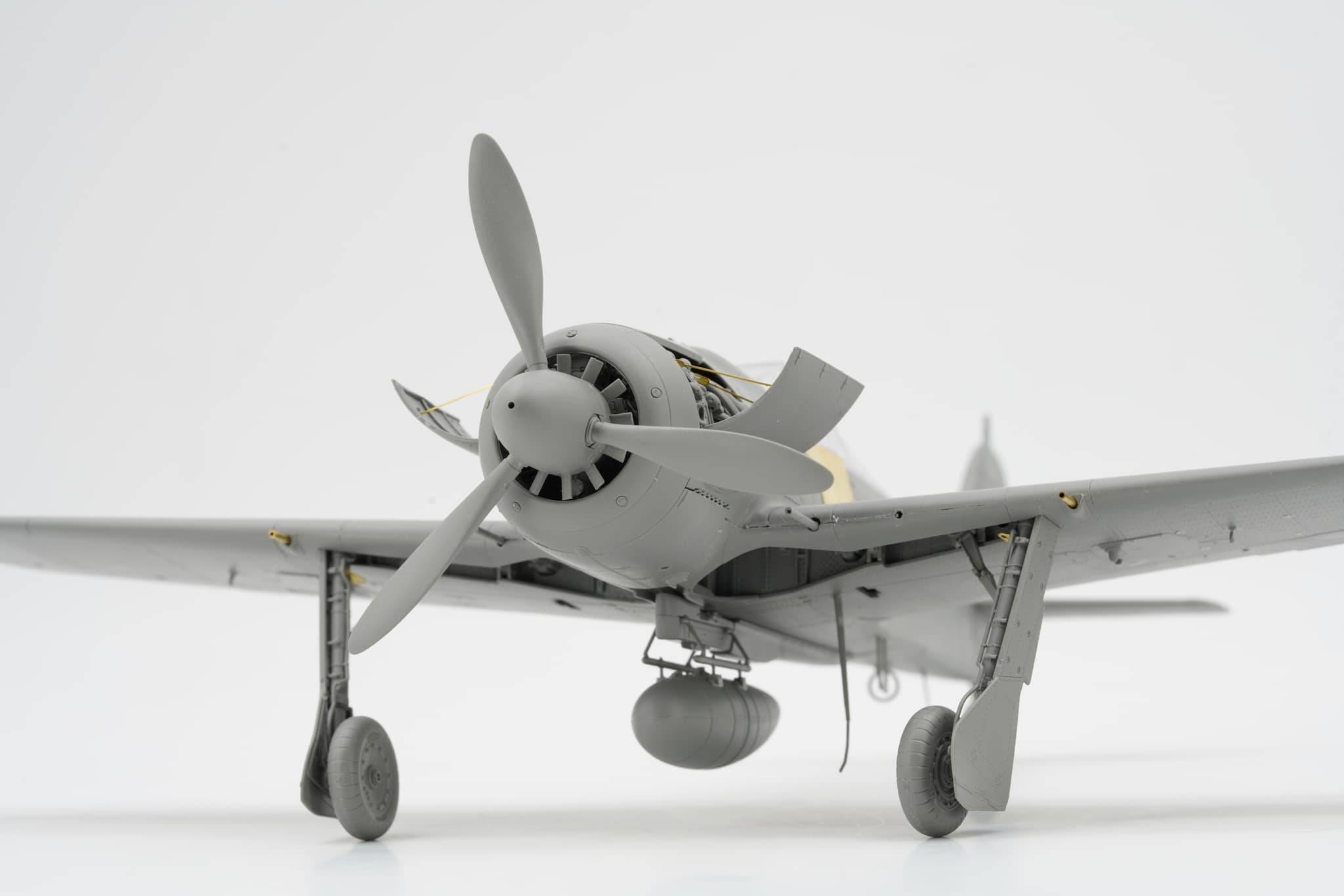 Focke-Wulf FW-190A-8 4 in 1 (R2 R6 R7 R8) – Image 4