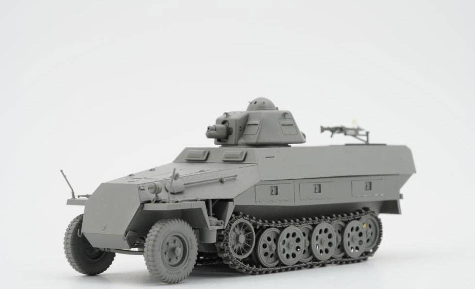 Sd.Kfz.251 Ausf.D w/ R35 Turret – Image 3