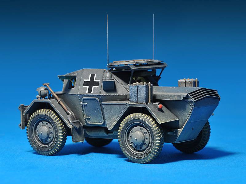 DINGO MKII SCOUT CAR w/CREW – Image 15