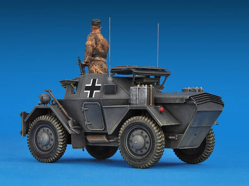 DINGO MKII SCOUT CAR w/CREW – Image 19