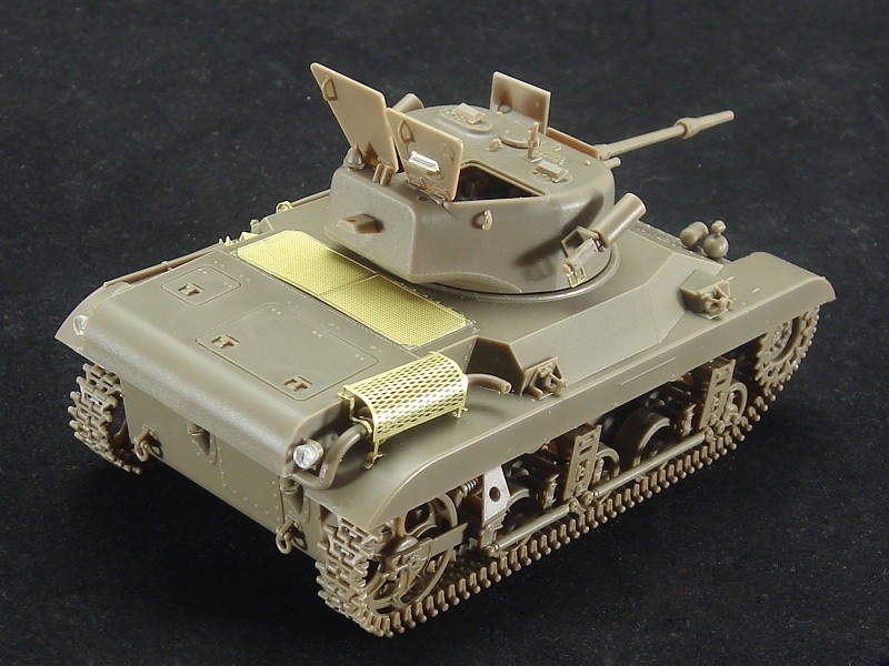 M22 Locust (T9E1) Airborne Tank (British Version) – Image 4