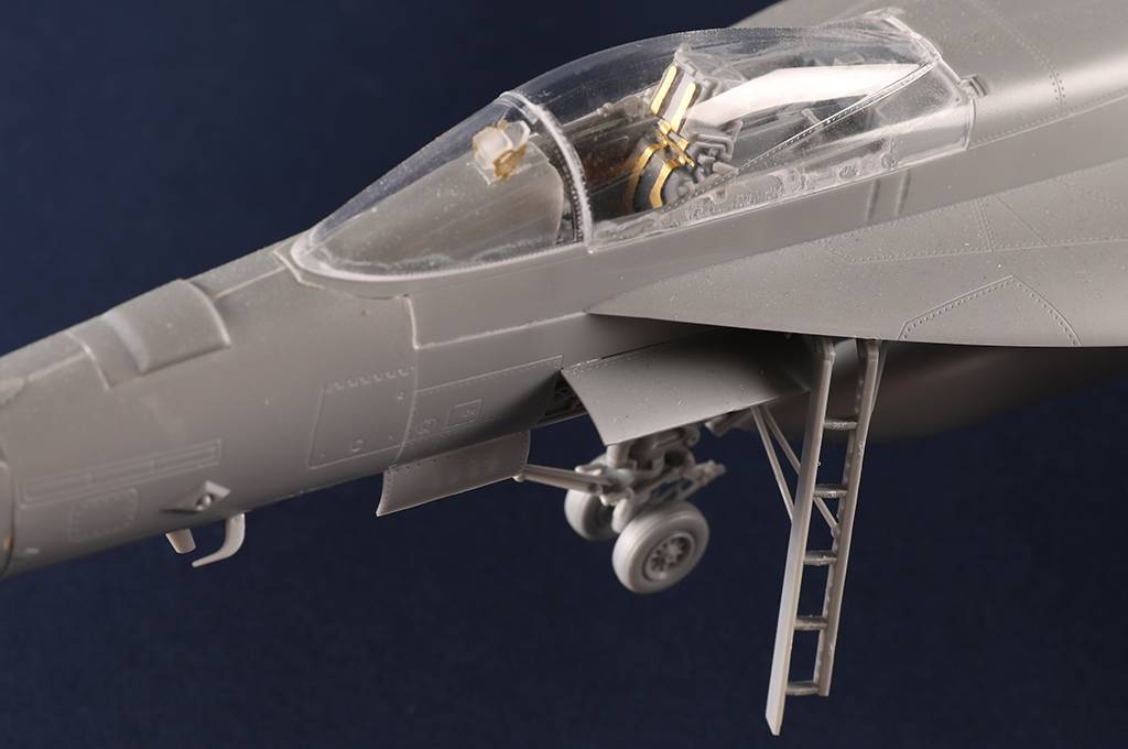 F/A-18E Super Hornet VFC-12 – Image 14