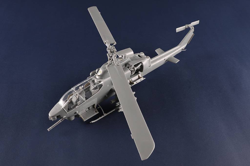 AH-1W Super Cobra – Image 23