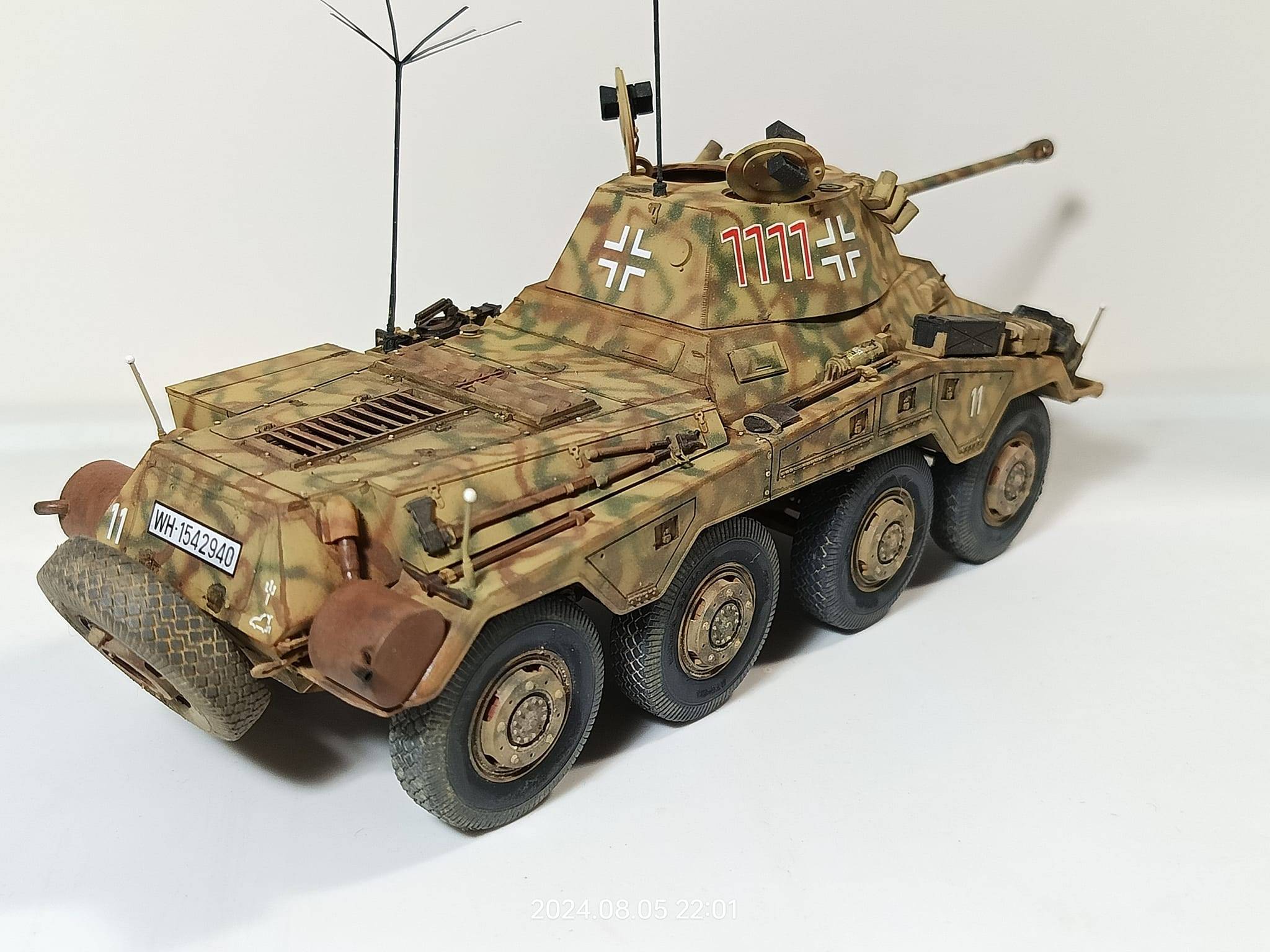 Sd.Kfz.234/2 PUMA with Engine Parts – Image 7
