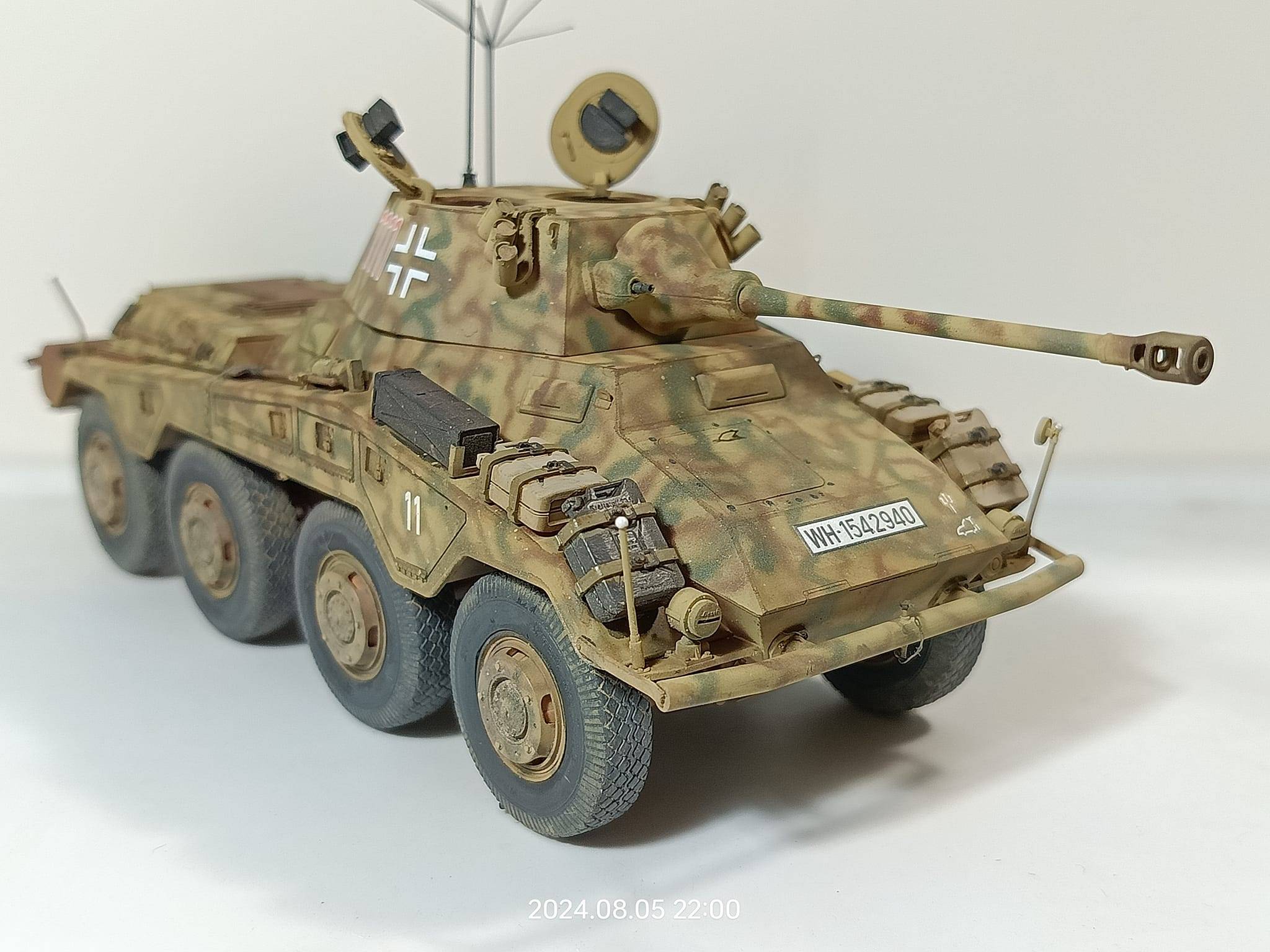 Sd.Kfz.234/2 PUMA with Engine Parts – Image 10