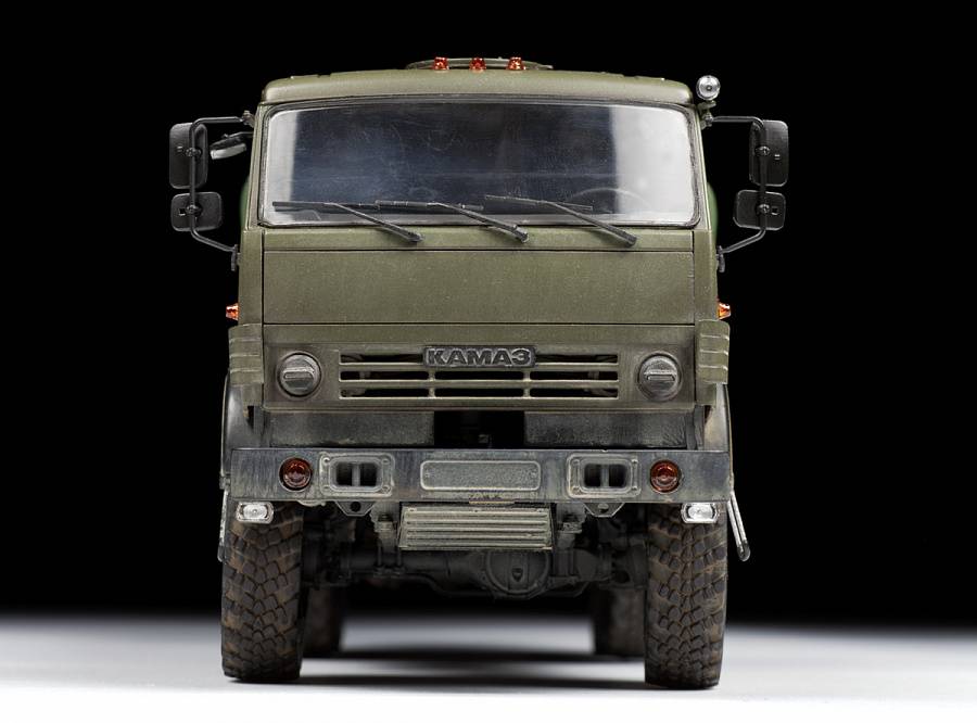 Camion russe three axle truck K-5350 "MUSTANG" – Image 4