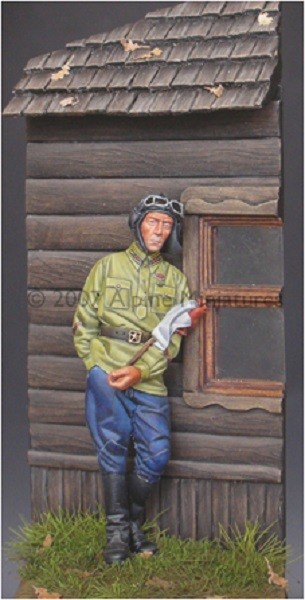 WWII Early War Russian Tank Commander – Image 4