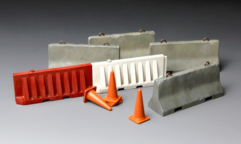 Concrete & Plastic Barrier Set – Image 2