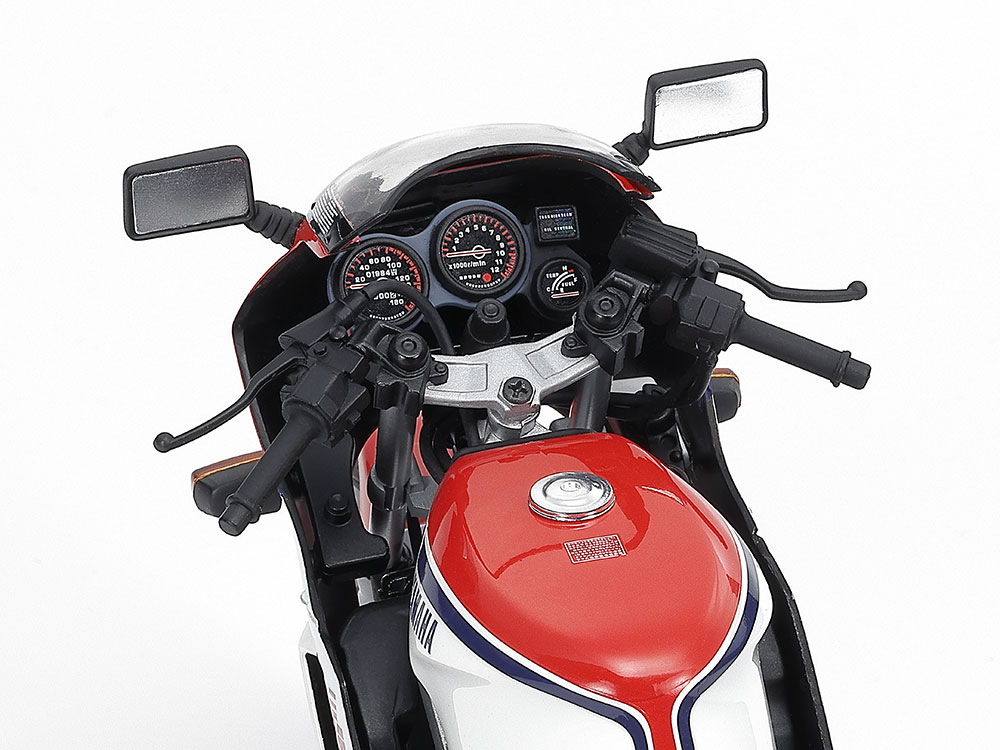 Yamaha RZV500R – Image 5