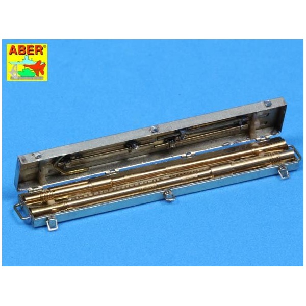 German 2cm L/65 Gun Barrel (x2) for Flak 38 with Storage Box – Image 9