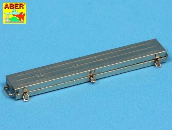 German 2cm L/65 Gun Barrel (x2) for Flak 38 with Storage Box – Image 10