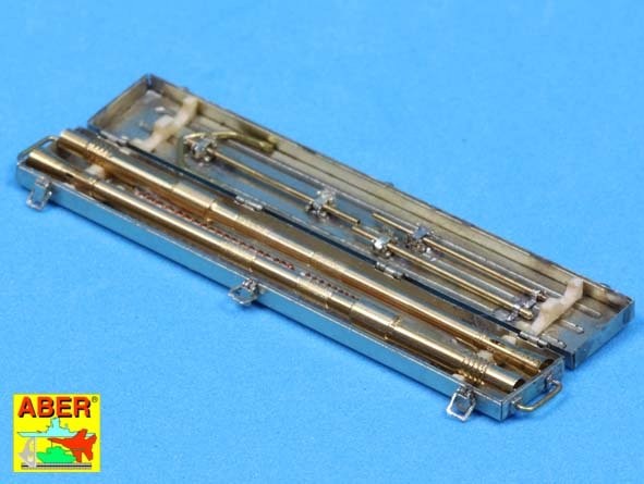 German 2cm L/65 Gun Barrel (x2) for Flak 38 with Storage Box – Image 12