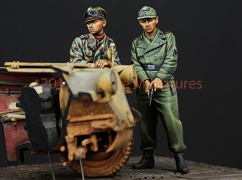 WSS AFV cew set 2 figurines