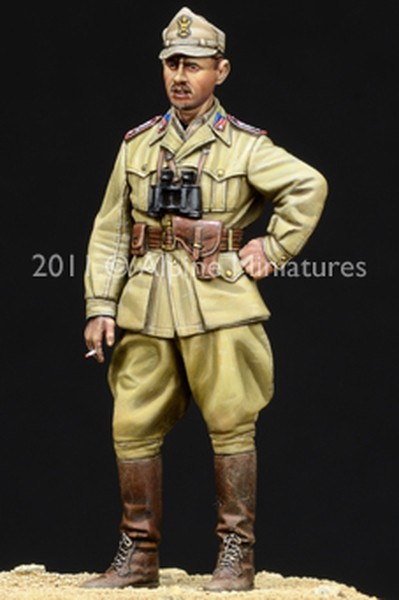 WW2 Italian AFV officer – Image 3