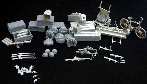 WWII British Airborne Weapon & Equipment Set – Image 2