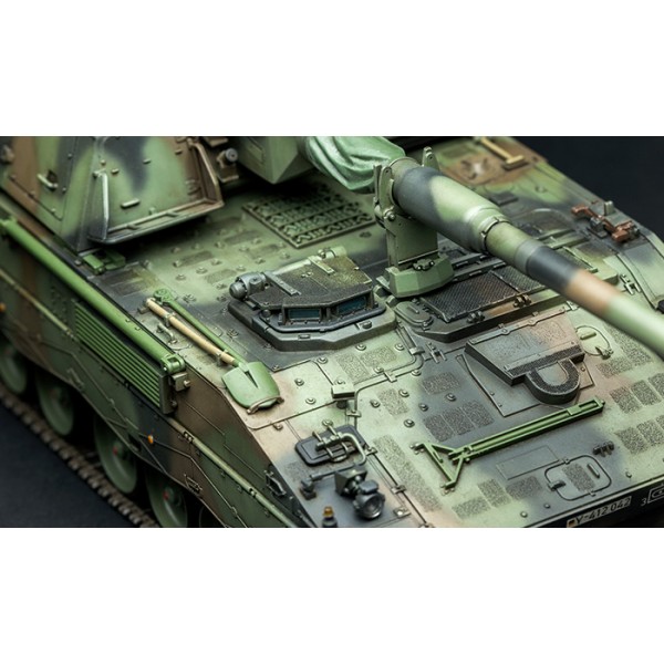 GERMAN PANZERHAUBITZE 2000 SELF-PROPELLED HOWITZER – Image 4