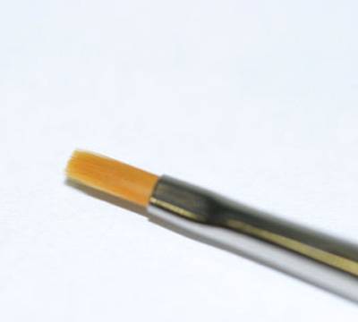PINCEAU PLAT "HIGHT FINISH" N°02
