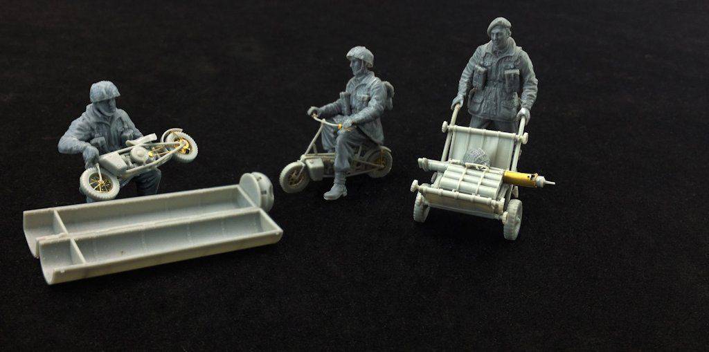 WWII British Paratroops in Action Set B – Image 2