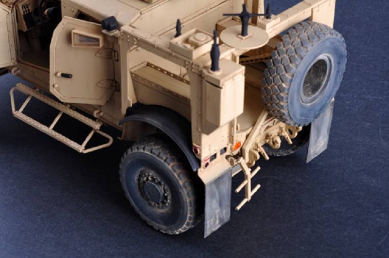 US M-ATV MRAP – Image 10
