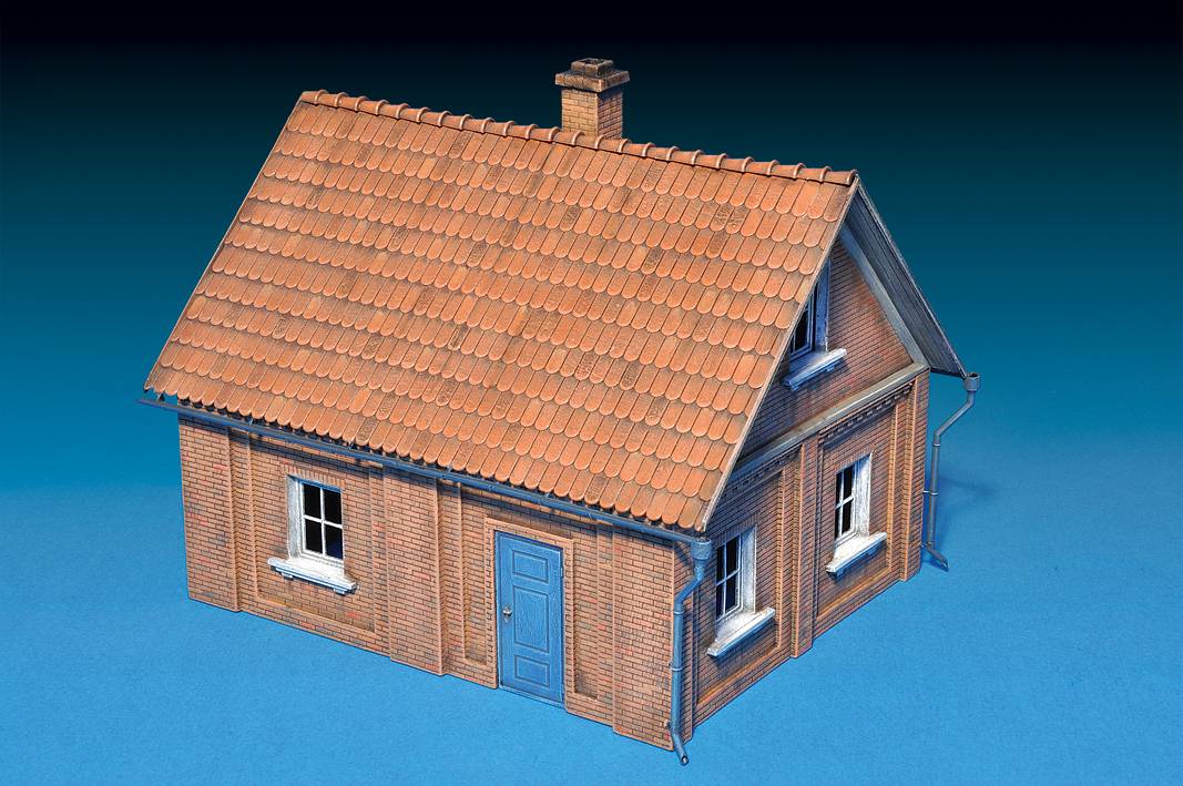 VILLAGE HOUSE – Image 3