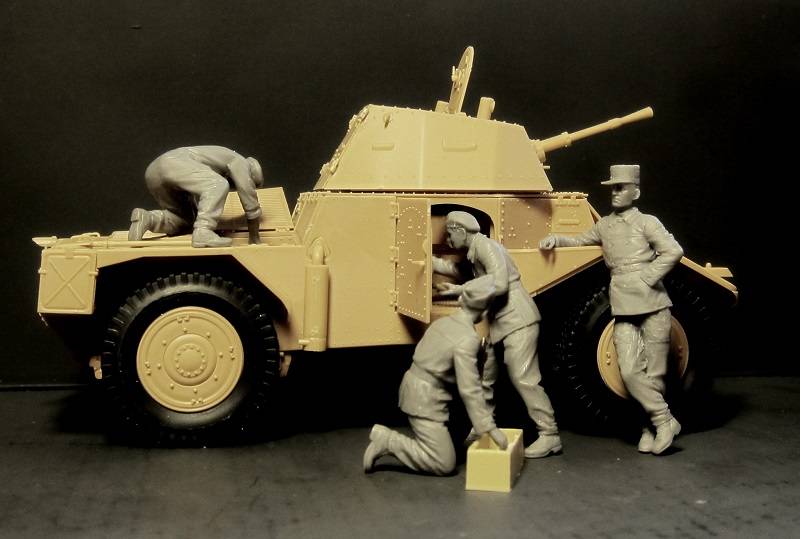 French Armoured Vehicle Crew (1940) – Image 5