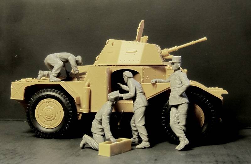 French Armoured Vehicle Crew (1940) – Image 6