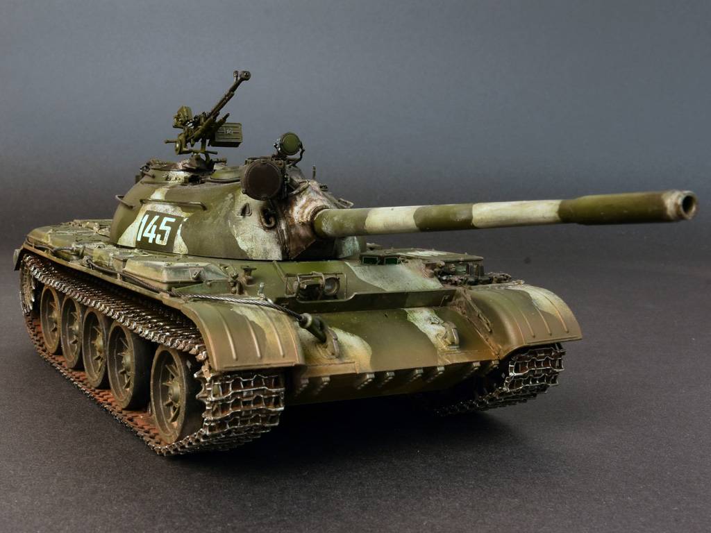 T-54B SOVIET MEDIUM TANK. EARLY PRODUCTION – Image 2