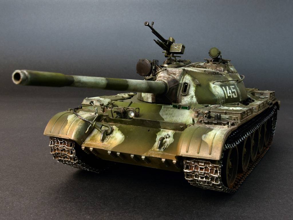 T-54B SOVIET MEDIUM TANK. EARLY PRODUCTION – Image 3