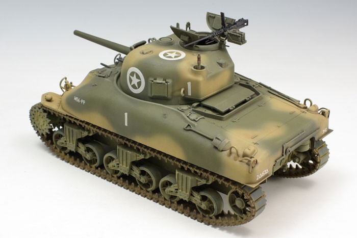 U.S. Medium Tank M4A1 Sherman (Mid Production) – Image 15