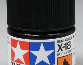 X-18 Noir Satiné brillant