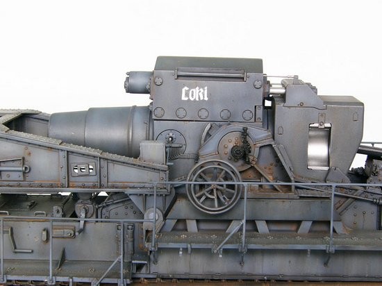 Mörser Karl-Gerät 040/041 with Railway Transport Carrier – Image 9
