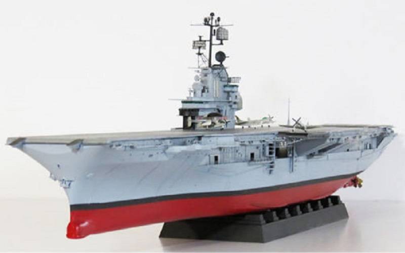 USS Intrepid CV-11 Essex-Class Angled-Deck Carrier – Image 5
