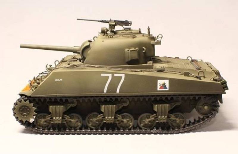 U.S. M4A3 Sherman 75mm Late "Cougar" – Image 4