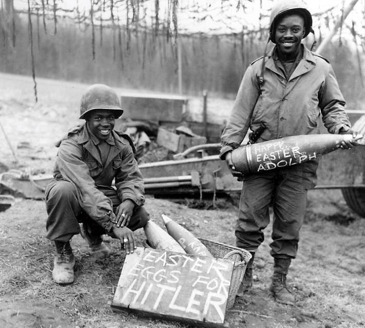 “EASTER GIFTS” WWII U.S. ARTILLERY CREW – Image 6