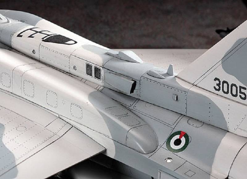 F-16F (Block 60) Fighting Falcon – Image 8