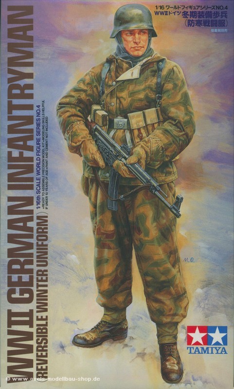 WWII German Infantryman (Reversible Winter Uniform)