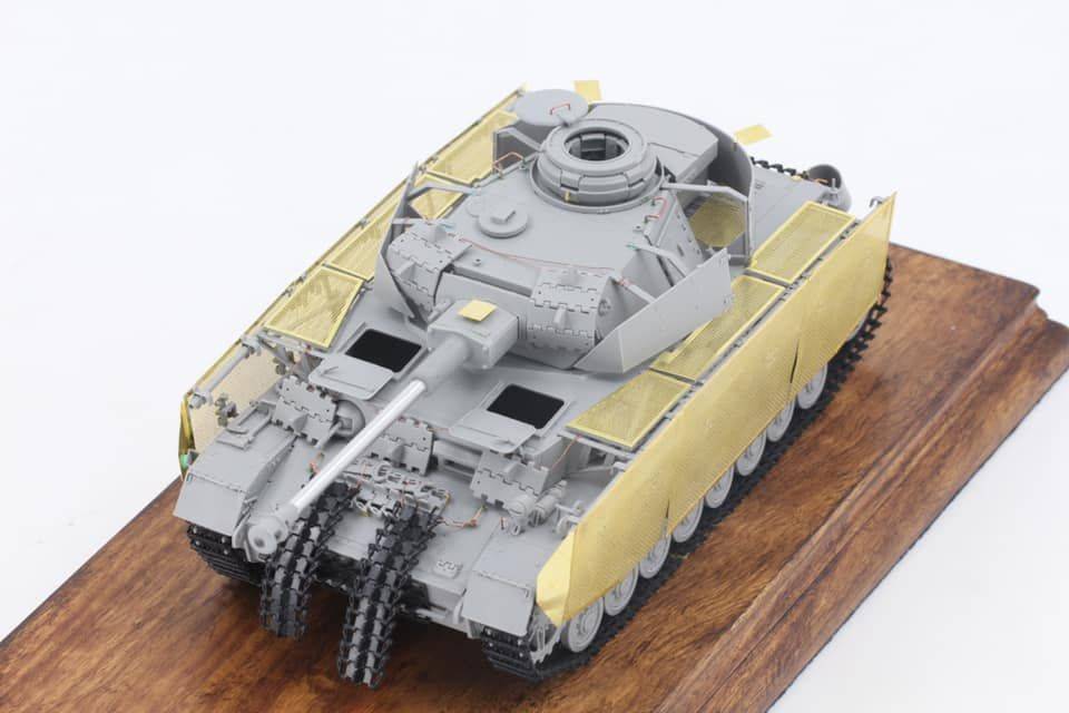 Pz.Kpfw.IV Ausf.J Late – Image 4