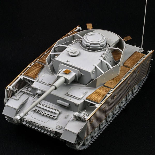 Pz.Kpfw.IV Ausf.J last production – Image 5