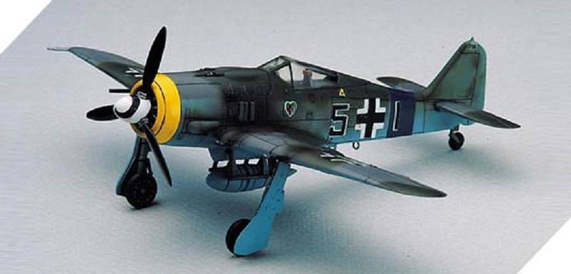 Focke-Wulf Fw190A-6/8 WWII German Fighter – Image 2