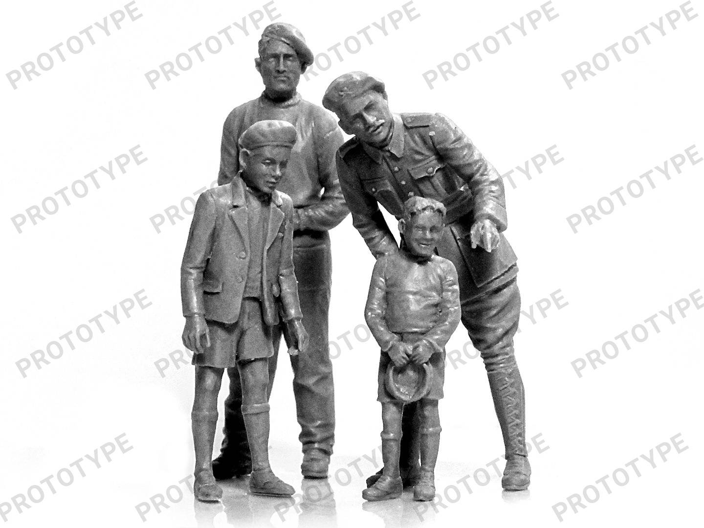 FCM 36 with French Tank Crew – Image 6
