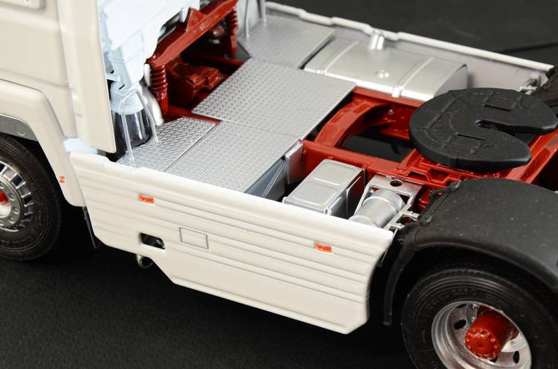 IVECO Turbostar 190.48 Special – Image 4