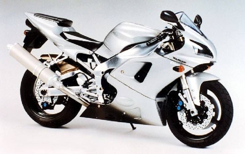 Yamaha YZF-R1 Taira Racing – Image 3