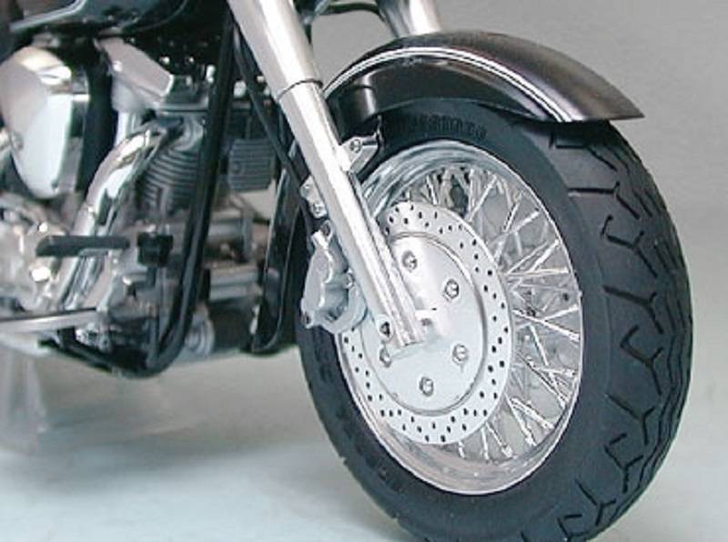 Yamaha XV1600 RoadStar – Image 6